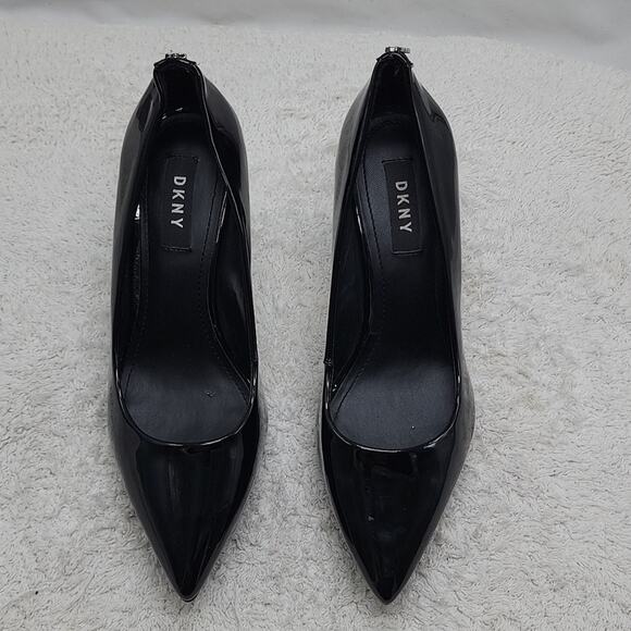 DKNY LEXIE POINTED TOE CLASSIC PUMP BLACK PATENT LEATHER LADIES SIZE 6 GUC - Picture 4 of 16